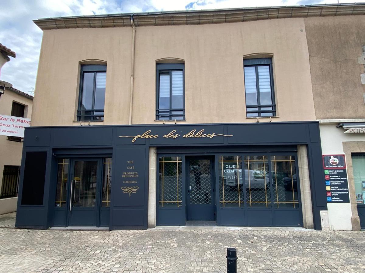 Appartement 97 M2 Proche Puy Du Fou Saint-Laurent-sur-Sèvre Exteriör bild