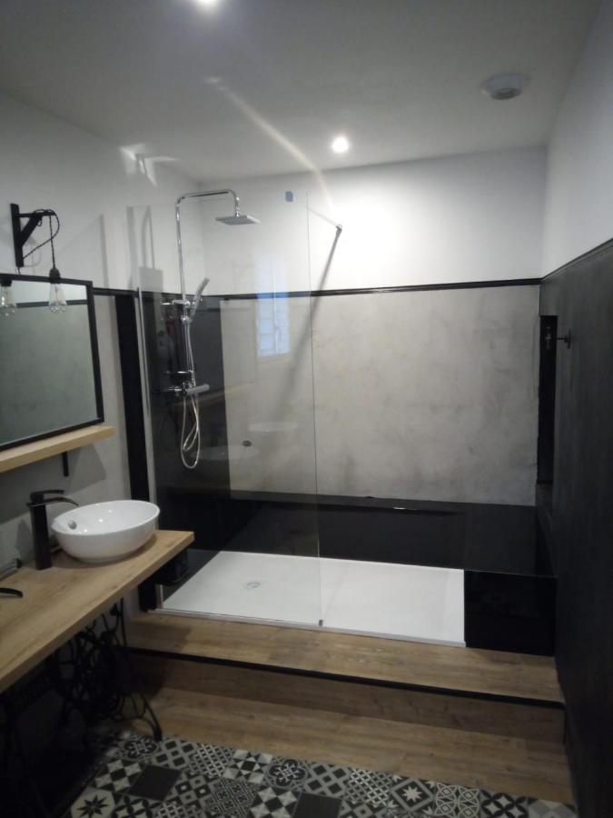 Appartement 97 M2 Proche Puy Du Fou Saint-Laurent-sur-Sèvre Exteriör bild
